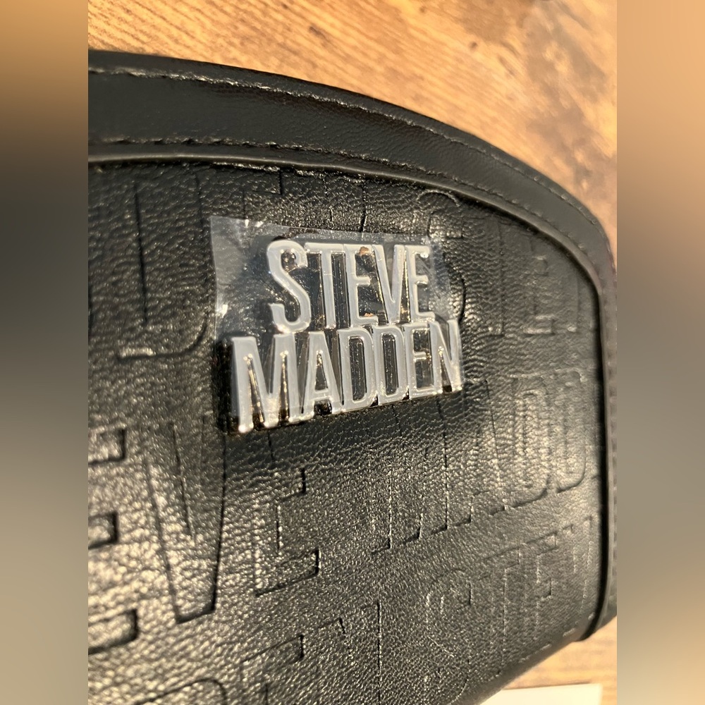 Steve Madden wallet - Picture 6 of 6